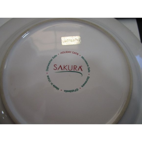 Sakura Fiddlestix Holiday Cat In Green Cape Stoneware Holly Rim Salad Plate EUC - Picture 6 of 7